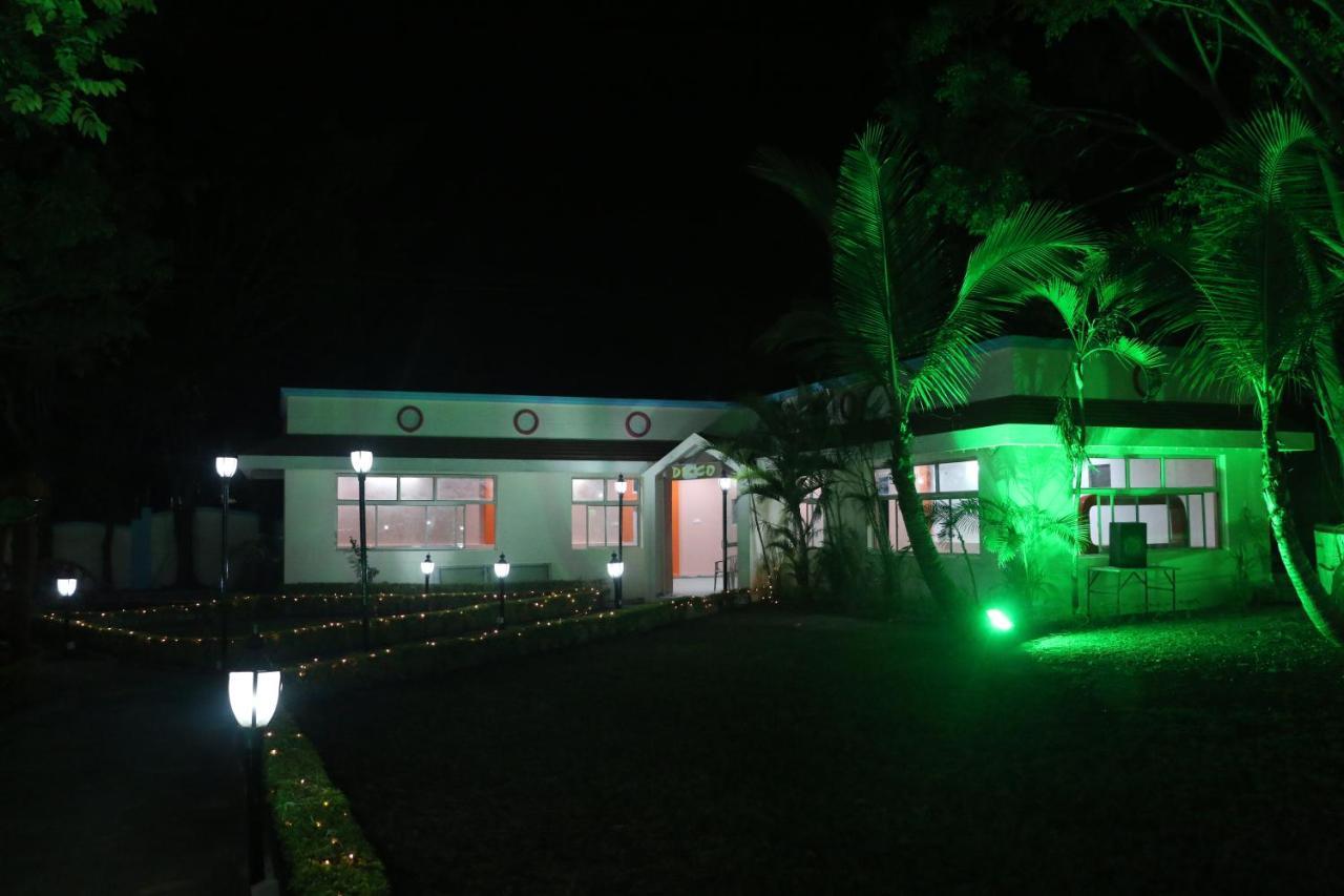 Fun And Food Resort & Holidays Harsola Exterior photo